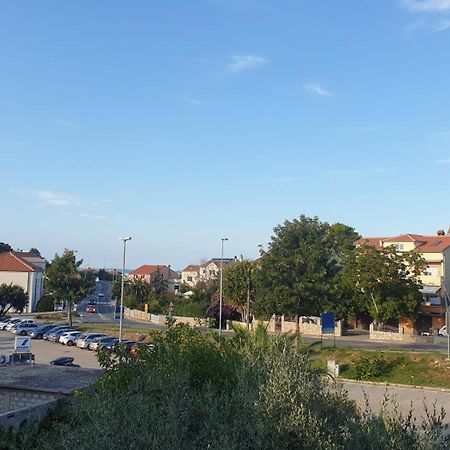 מאלי לוסיניי Apartments Rosa מראה חיצוני תמונה