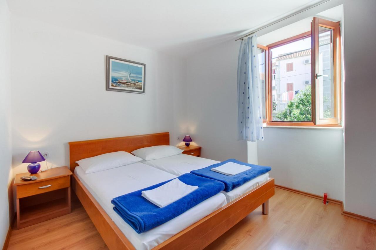 מאלי לוסיניי Apartments Rosa מראה חיצוני תמונה